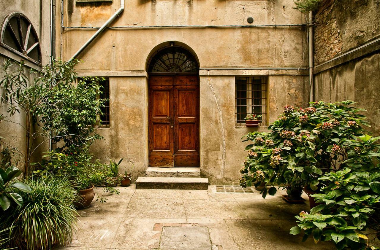 Casa Malichi - Retro Apartment - Centro Storico Perugia Dış mekan fotoğraf